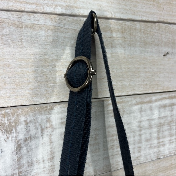 Sakroots Crossbody Purse Artist Circle Repreve Ecotwill Blue Floral‎ Adjustable - Picture 10 of 12